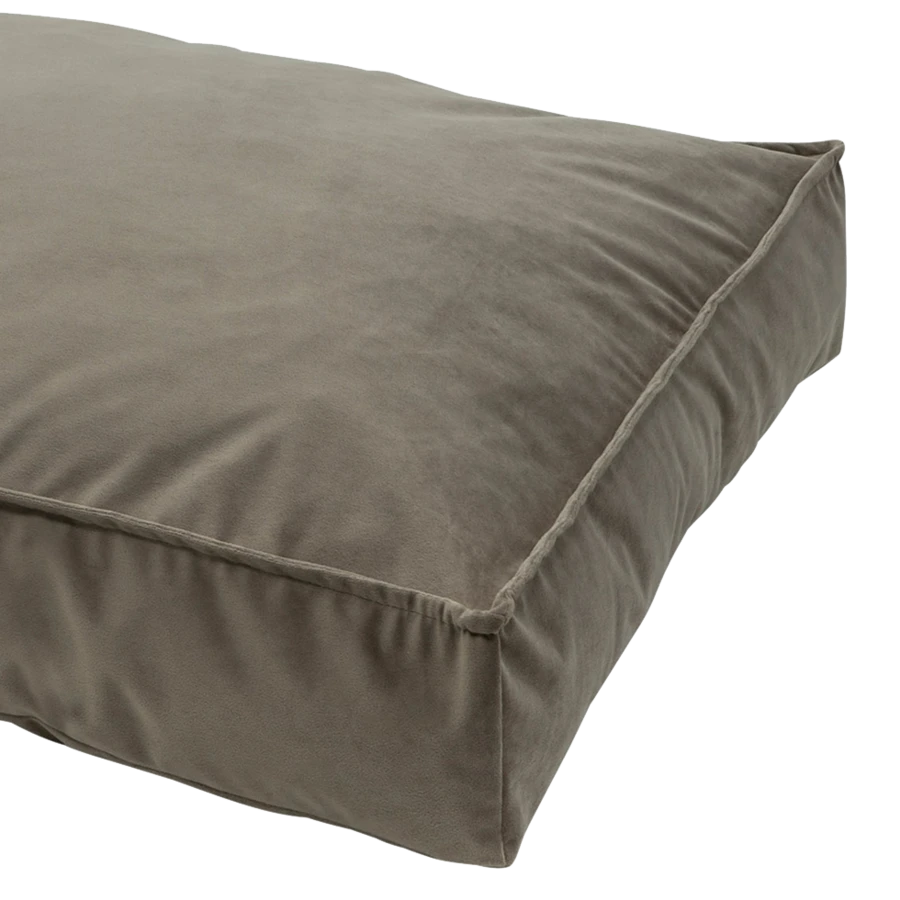 Madison Velours Lounge Cushion Taupe 4 Madison Velours Lounge Cushion Taupe - Afbeelding 2